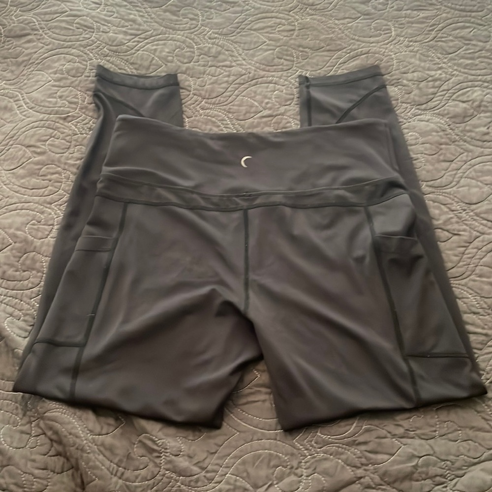 Zyia leggings